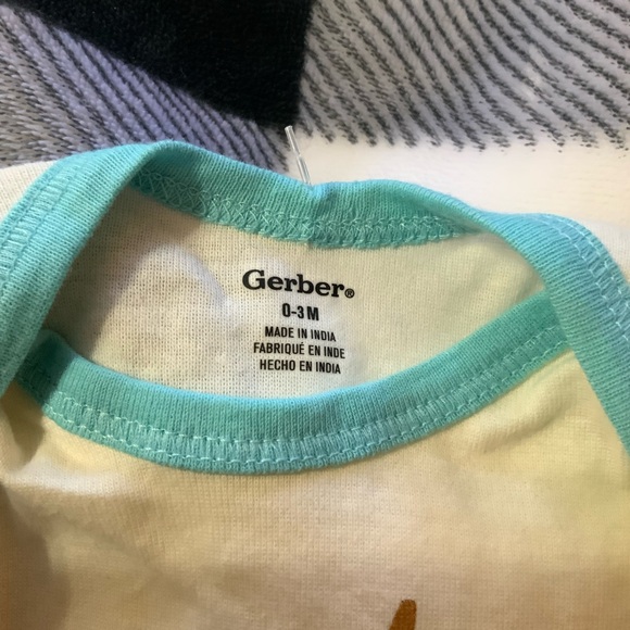 Baby girl Two sleepers,Nike pants and 1 onesie - Picture 5 of 8